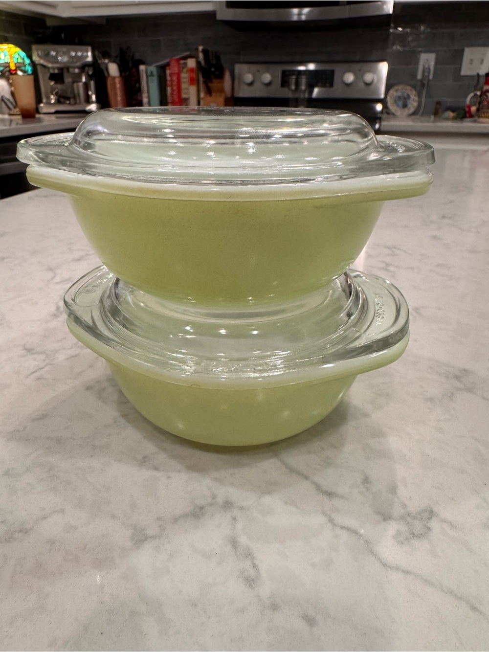 Vintage Pyrex 080 Lime Green 8 Oz Mini Casseroles w/ Lids – Set of 2